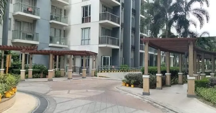 One Palm Tree Villas Naia Terminal 3